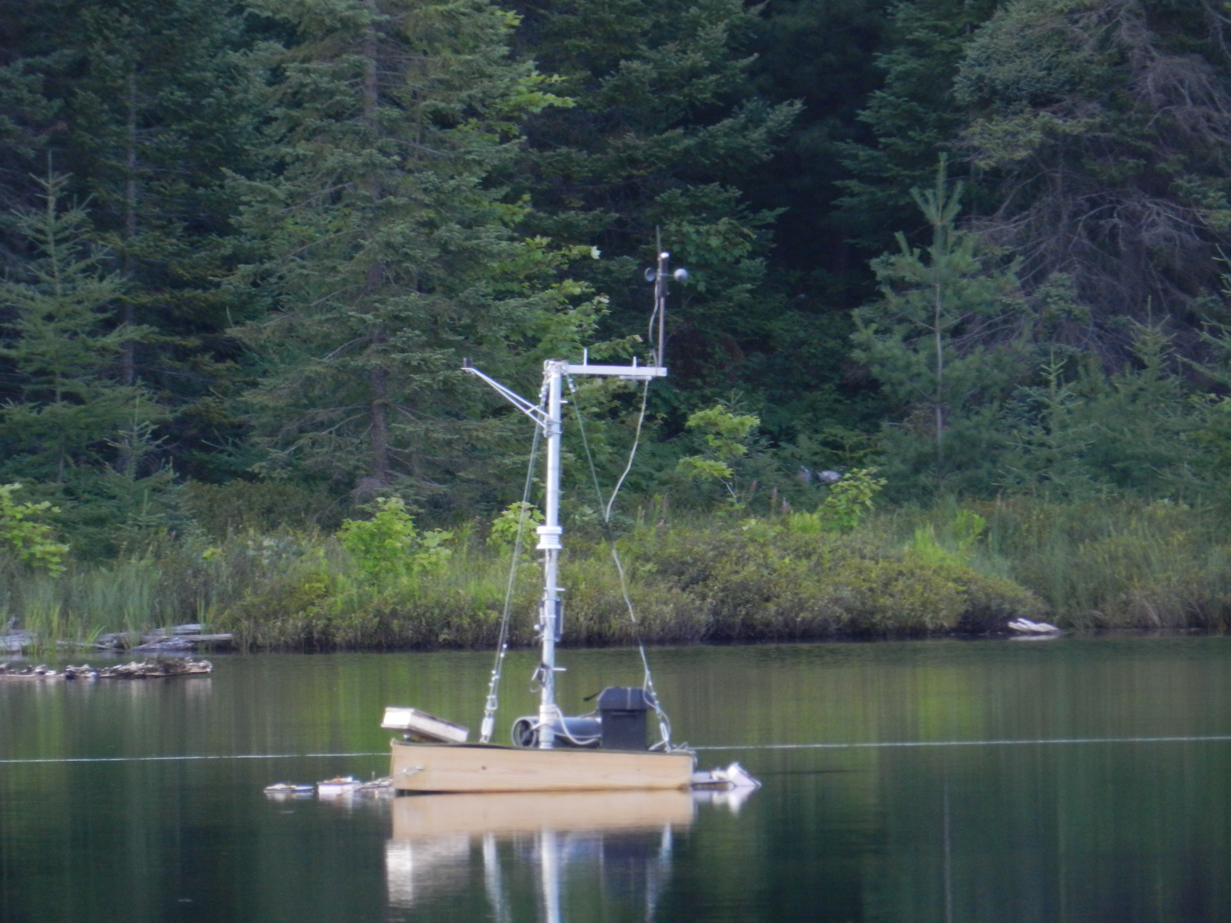 Buoy_PeterLake_2012-07-12